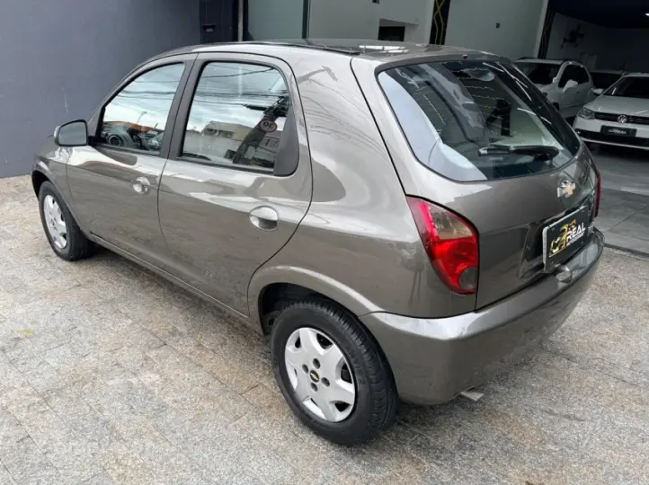 CELTA 1.0 MPFI LT 8V