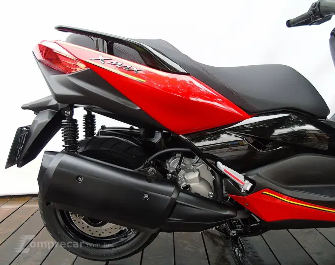 YAMAHA XMAX ABS