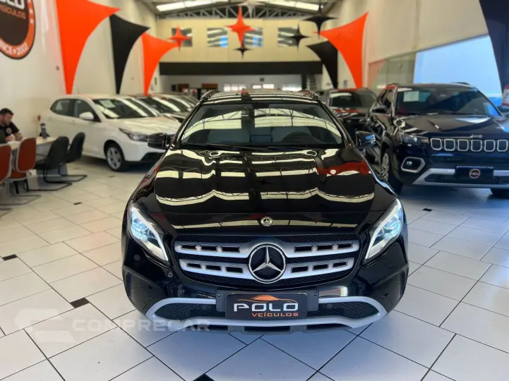 GLA 200 1.6 CGI STYLE 7G-DCT MERCEDES-BENZ