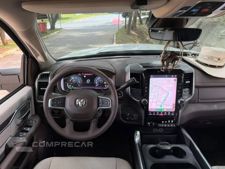 2500 6.7 I6 Turbo Laramie CD 4X4