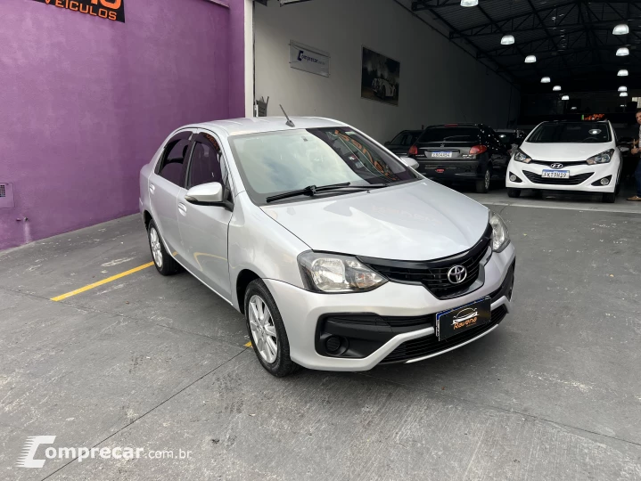 ETIOS 1.5 Platinum Sedan 16V
