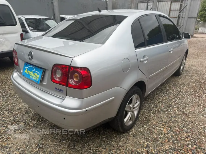 Polo Sedan 1.6 4P COMFORTLINE FLEX