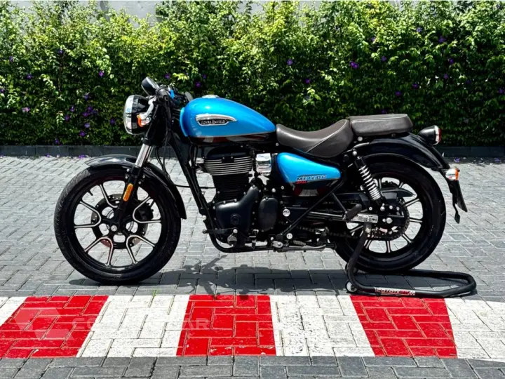 METEOR 350 STELLAR