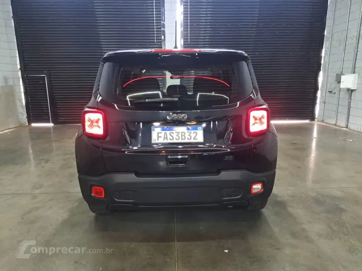Renegade 1.8 16V Flex 4P Automático