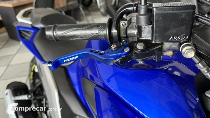 FZ25 ABS
