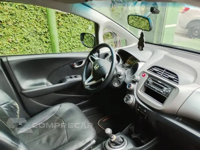 FIT - 1.4 LX 16V 4P MANUAL