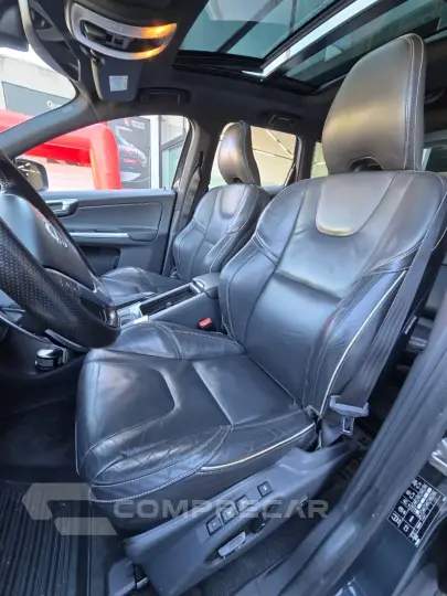 XC 60 T-5 R-DESIGN 2.0 FWD 5p