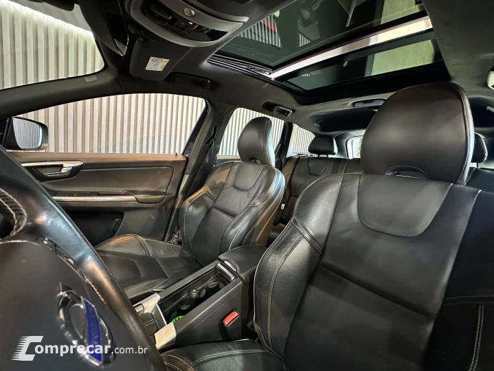 XC60 2.0 T5 R DESIGN TURBO GASOLINA 4P AUTOMÁTICO
