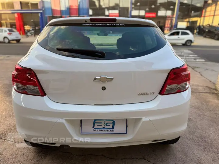 ONIX HATCH LT 1.0 8V FlexPower 5p Mec.