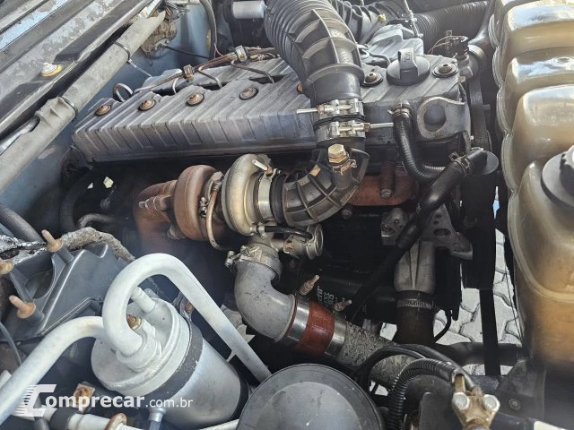 F-250 - 4.2 XLT 4X2 CS TURBO INTERCOOLER 2P MANUAL