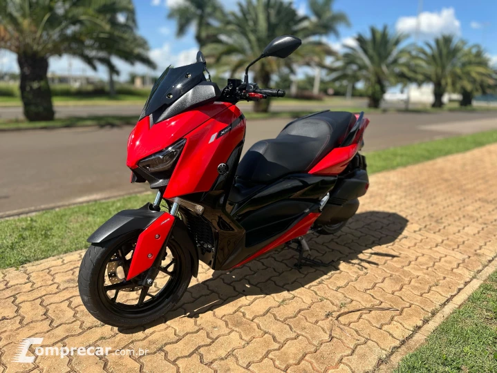 XMAX 250