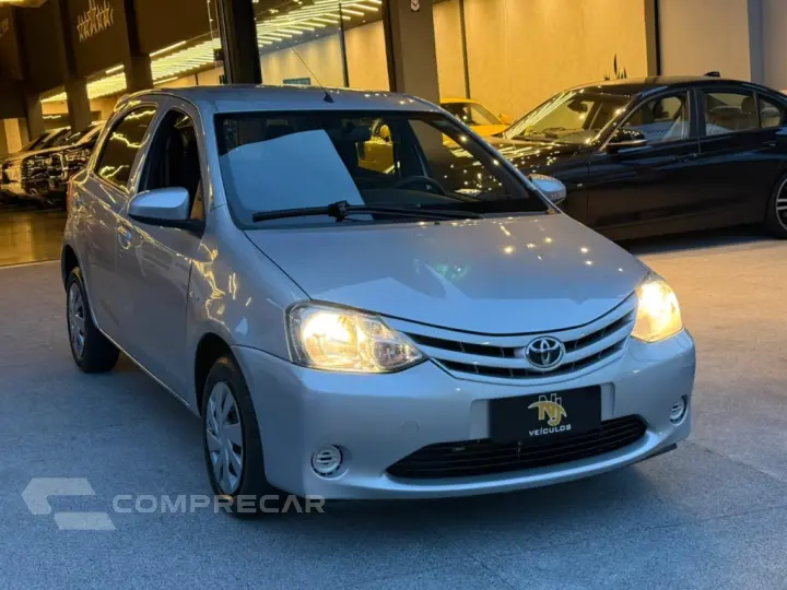 ETIOS 1.3 XS 16V FLEX 4P MANUAL
