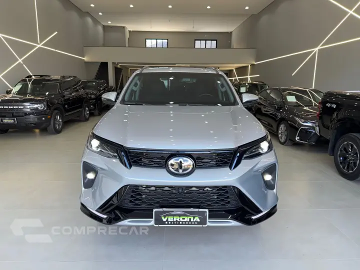 Hilux SW4 SRX platinum