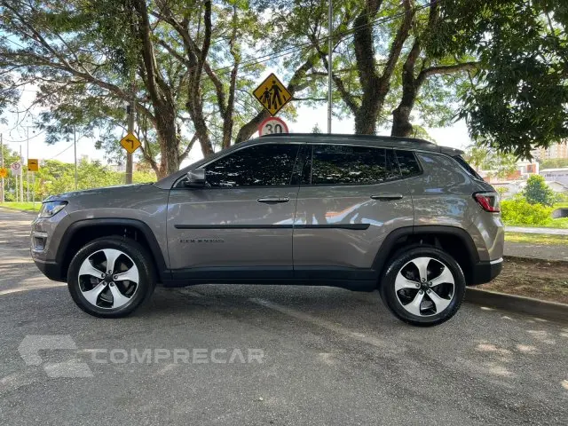 COMPASS - 2.0 16V LONGITUDE 4X4 AUTOMÁTICO