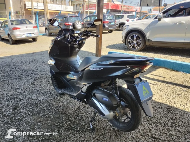 PCX 160 DLX ABS