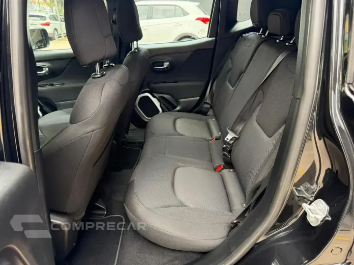 Renegade 1.8 16V Flex 4P Automático