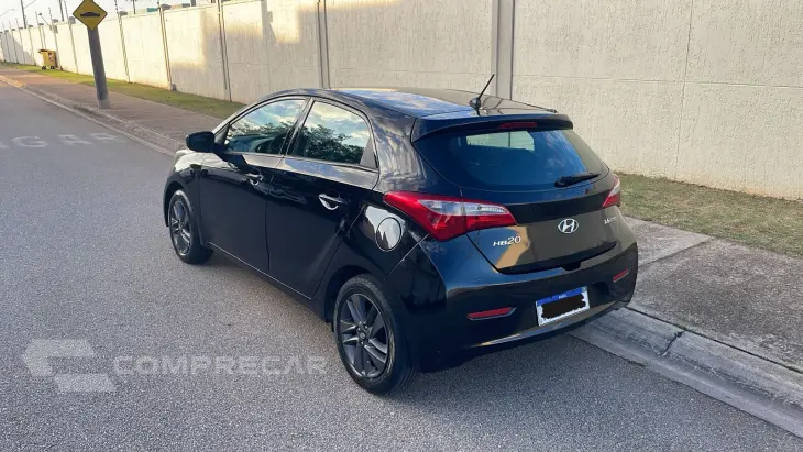HB20 1.6 Comfort Plus 16V