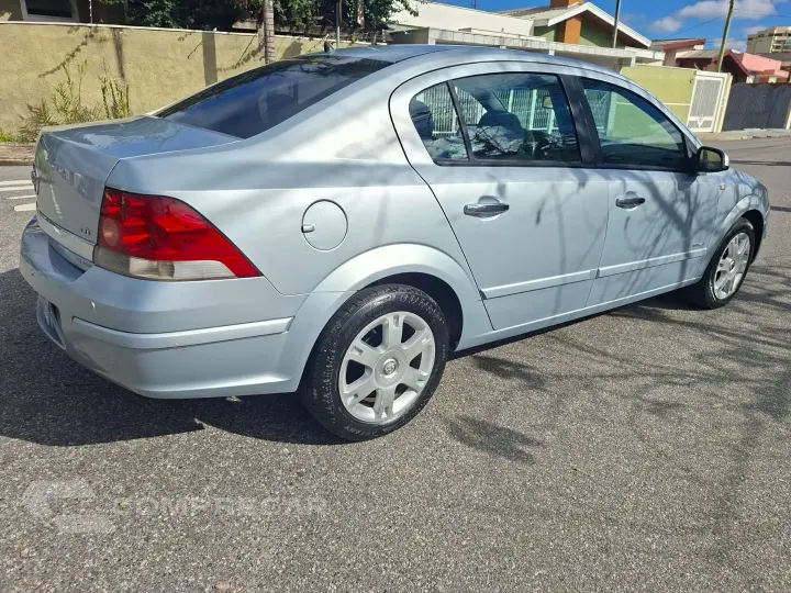 Vectra 2.0 Mpfi Elegance 8V 140Cv Flex 4P Automático