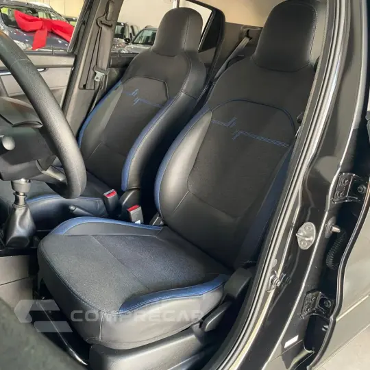 KWID Intense 1.0 Flex 12V 5p Mec.