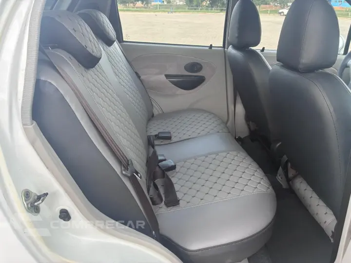 QQ 1.1 MPFI 16V