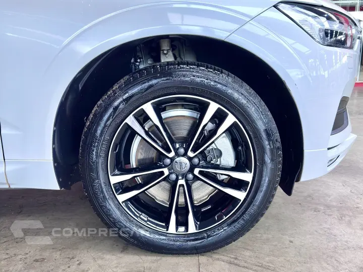XC60 2.0 D5 DIESEL MOMENTUM AWD GEARTRONIC