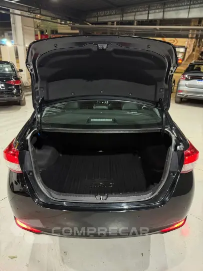 YARIS 1.5 16V Sedan XL