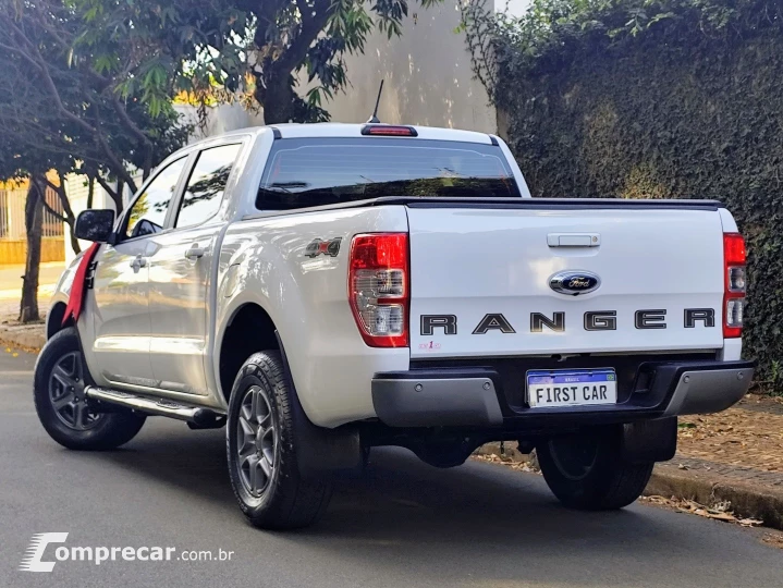 RANGER 2.2 XLS 4X4 CD 16V DIESEL 4P AUTOMÁTICO