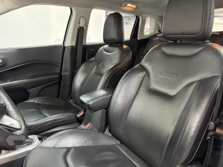 COMPASS 2.0 16V DIESEL LONGITUDE 4X4 AUTOMÁTICO