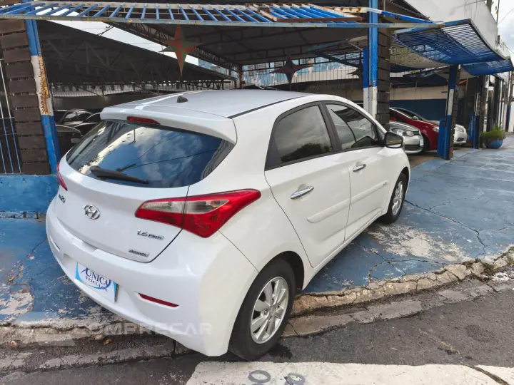 HB20 1.6 Comfort Plus 16V