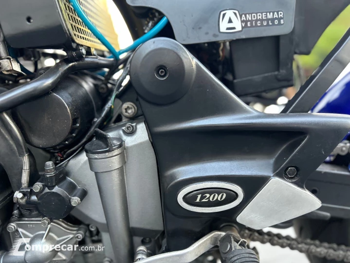 Trophy 1200
