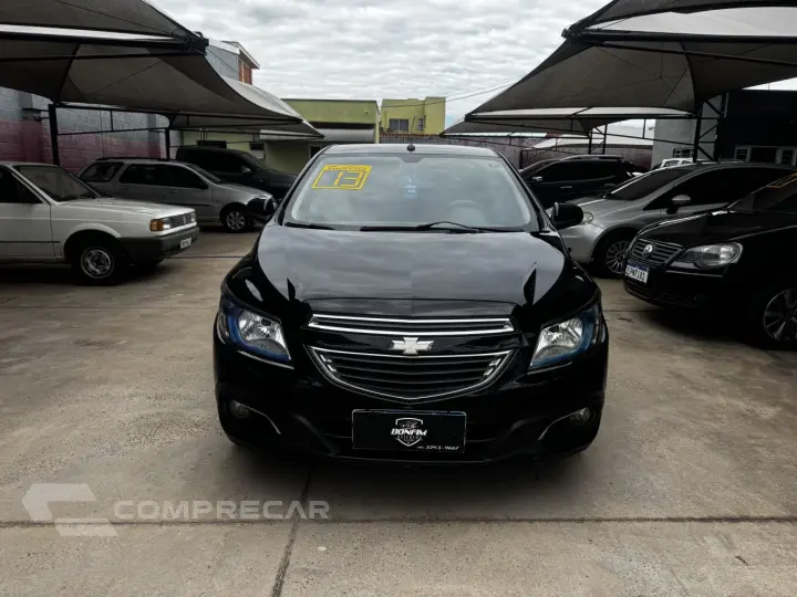 Onix Hatch 1.4 4P FLEX LT