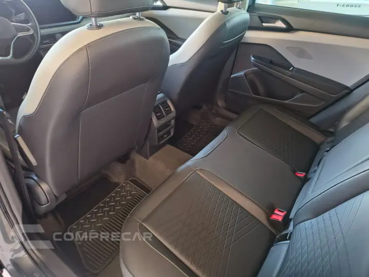 Taos 1.4 16V 4P FLEX 250 TSI COMFORTLINE AUTOMÁTICO