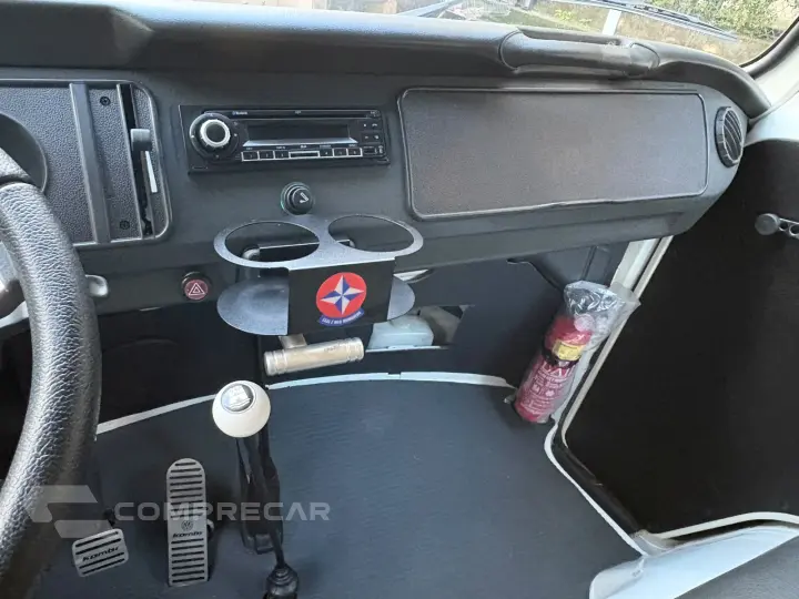 KOMBI 1.6 MI STD Lotação 8V