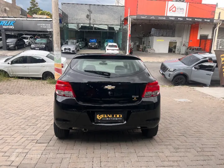 ONIX HATCH LS 1.0 8V FlexPower 5p Mec.