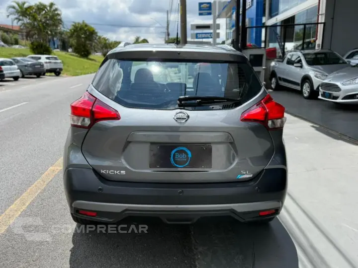 KICKS SL 1.6 16V FlexStar 5p Aut.