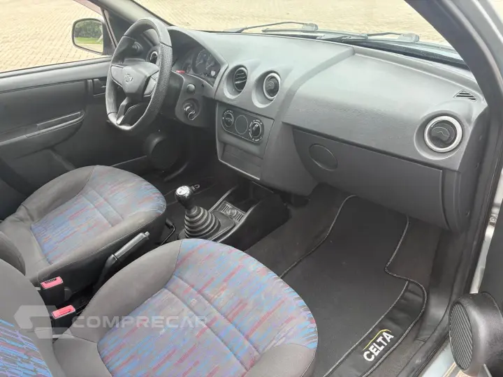 CELTA 1.0 MPFI Life 8V