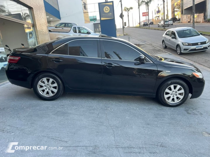 Camry XLE 3.5 24V Aut.