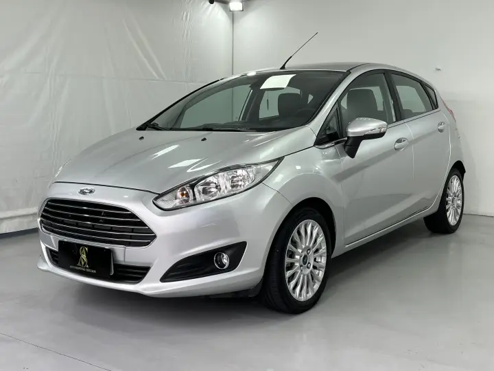 FIESTA 1.6 Titanium Hatch 16V