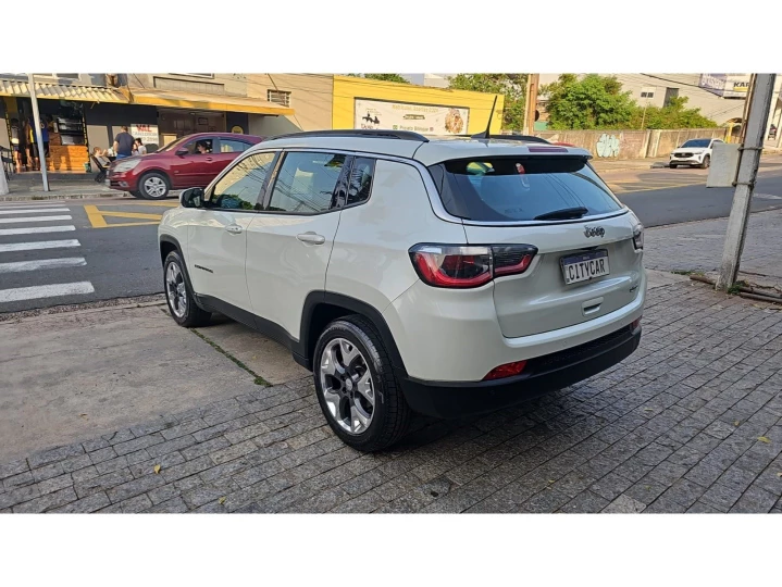 COMPASS 2.0 16V FLEX LONGITUDE AUTOMÁTICO