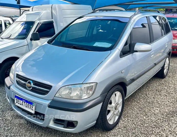 Zafira 2.0 4P FLEX ELEGANCE AUTOMÁTICO