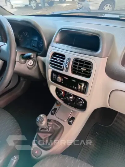 Clio Hatch 1.0