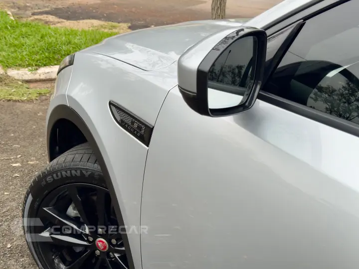 E-PACE 2.0 16V P250 Turbo R-dynamic S AWD