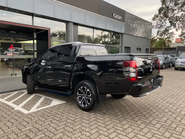 L200 TRITON 2.4 16V Turbo Sport Hpe-s CD 4X4