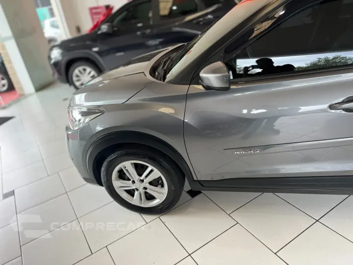 KICKS 1.6 16V S NISSAN