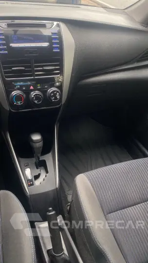 Yaris Sedan 1.5 16V 4P FLEX XLS MULTIDRIVE AUTOMÁTICO CVT
