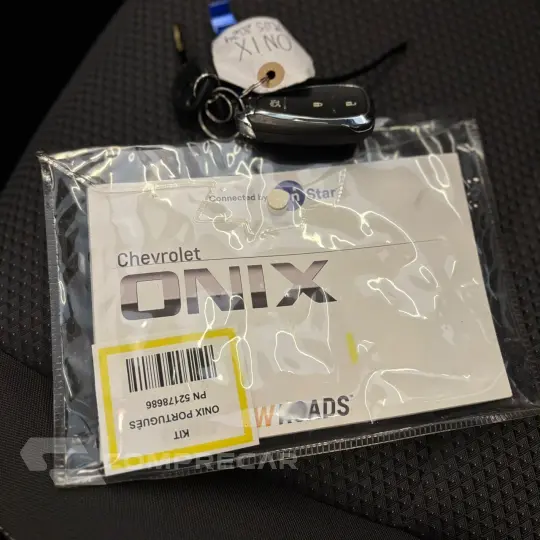 ONIX SEDAN Plus LT 1.0 12V Flex 4p Mec.