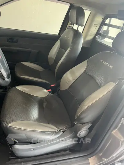 STRADA 1.8 MPI Adventure CS 8V