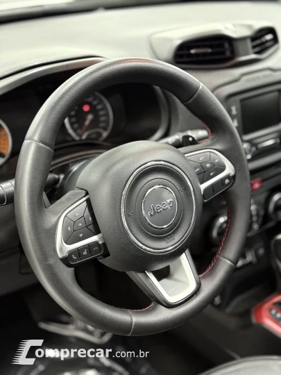 RENEGADE 2.0 16V Turbo Trailhawk 4X4