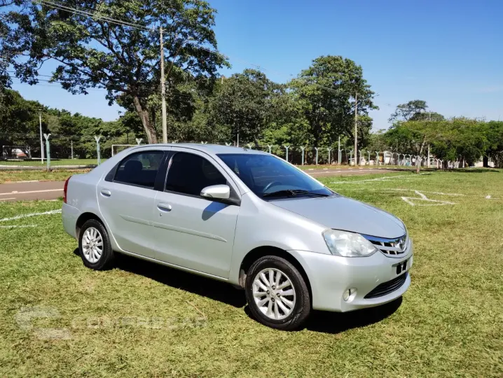 ETIOS 1.5 XLS Sedan 16V