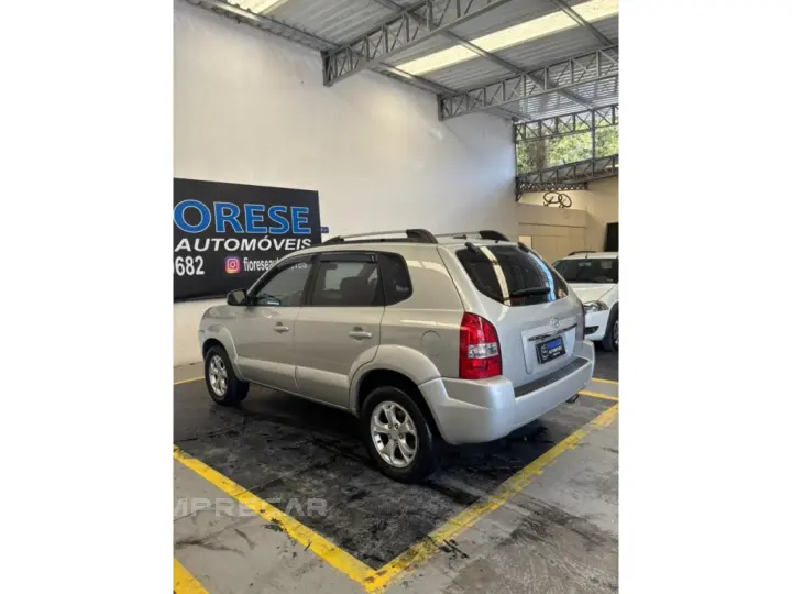 TUCSON 2.0 MPFI GLS 16V 143CV 2WD FLEX 4P AUTOMÁTICO